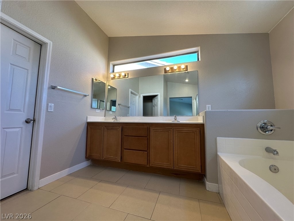 6084 Villa Trieste Court - Photo 17