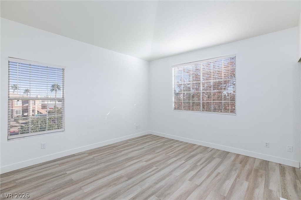 7701 Himalayas Avenue - Photo 11