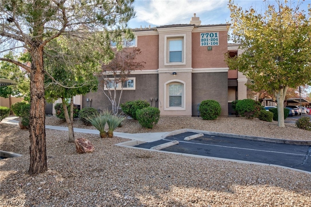 7701 Himalayas Avenue - Photo 24
