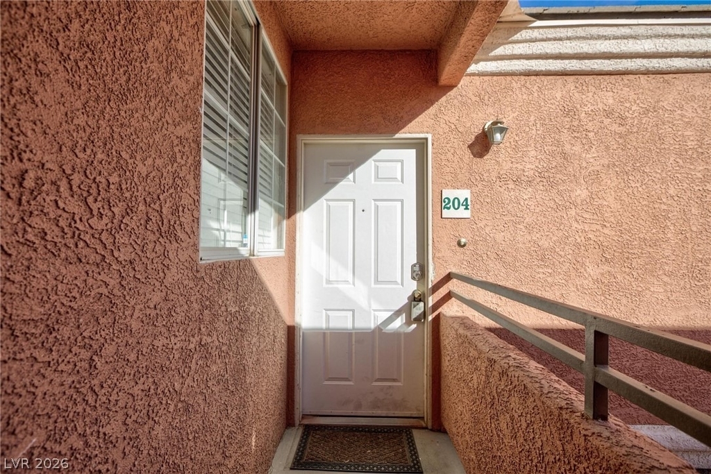 7701 Himalayas Avenue - Photo 18