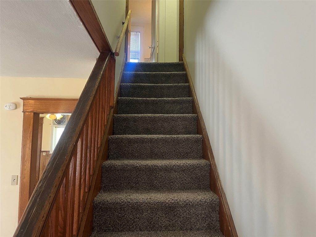 208 S Liberty Avenue - Photo 8