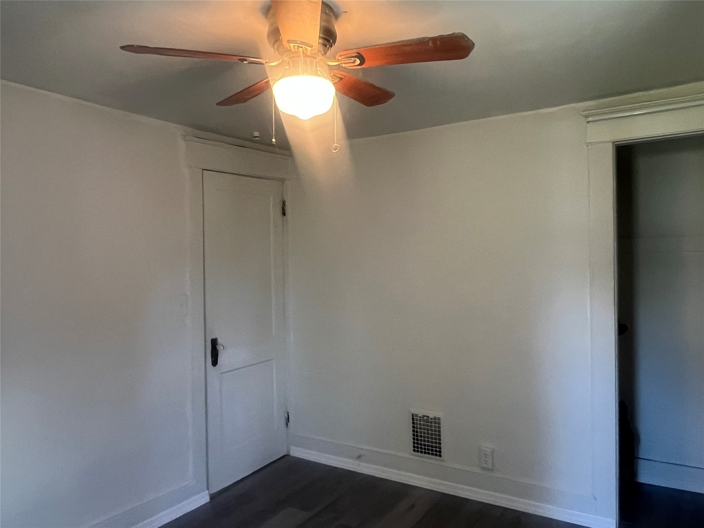 208 S Liberty Avenue - Photo 12