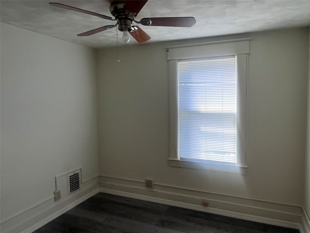 208 S Liberty Avenue - Photo 13