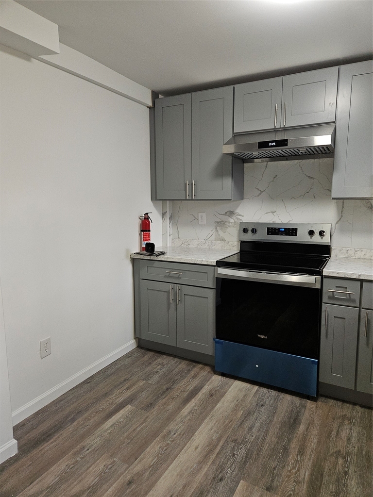 120 Henry Street - Photo 2