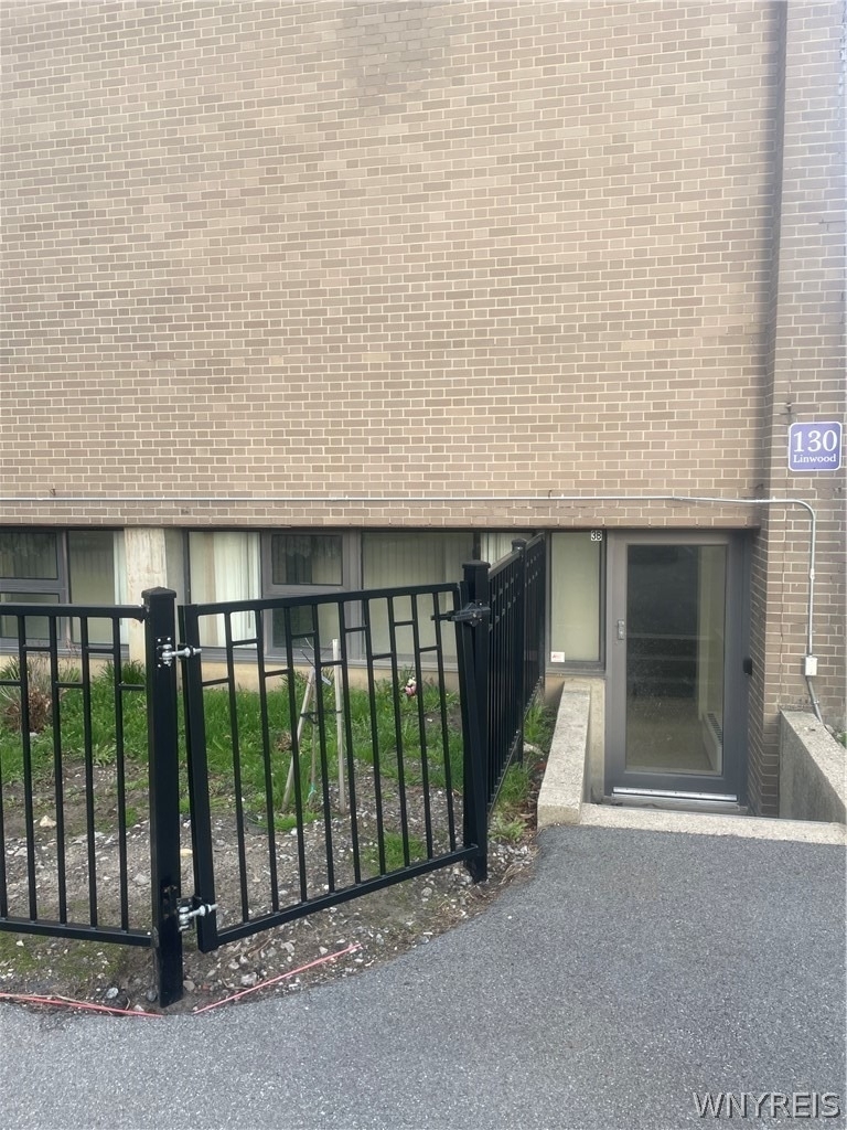 130 Linwood Avenue - Photo 0