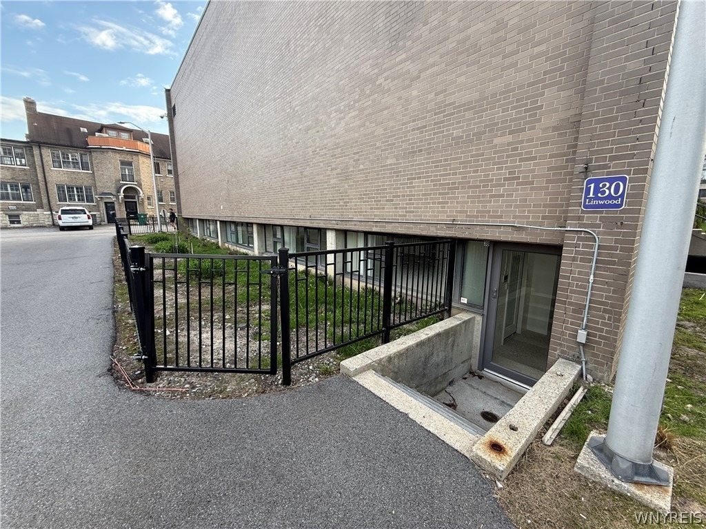 130 Linwood Avenue - Photo 10