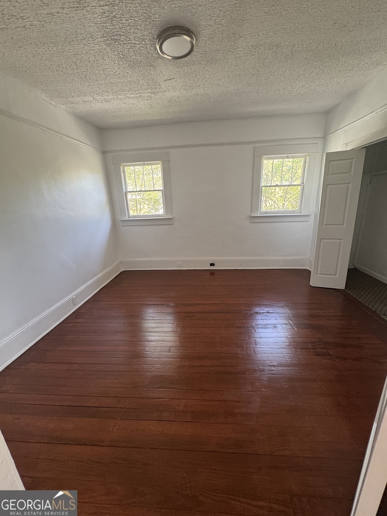 415 Hopkins Street Sw - Photo 4