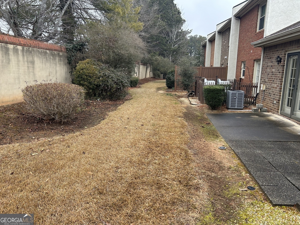250 Cleveland Road - Photo 2