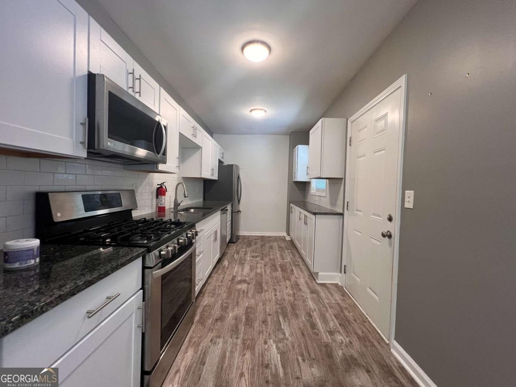 1947 Kenwood Place Se - Photo 6