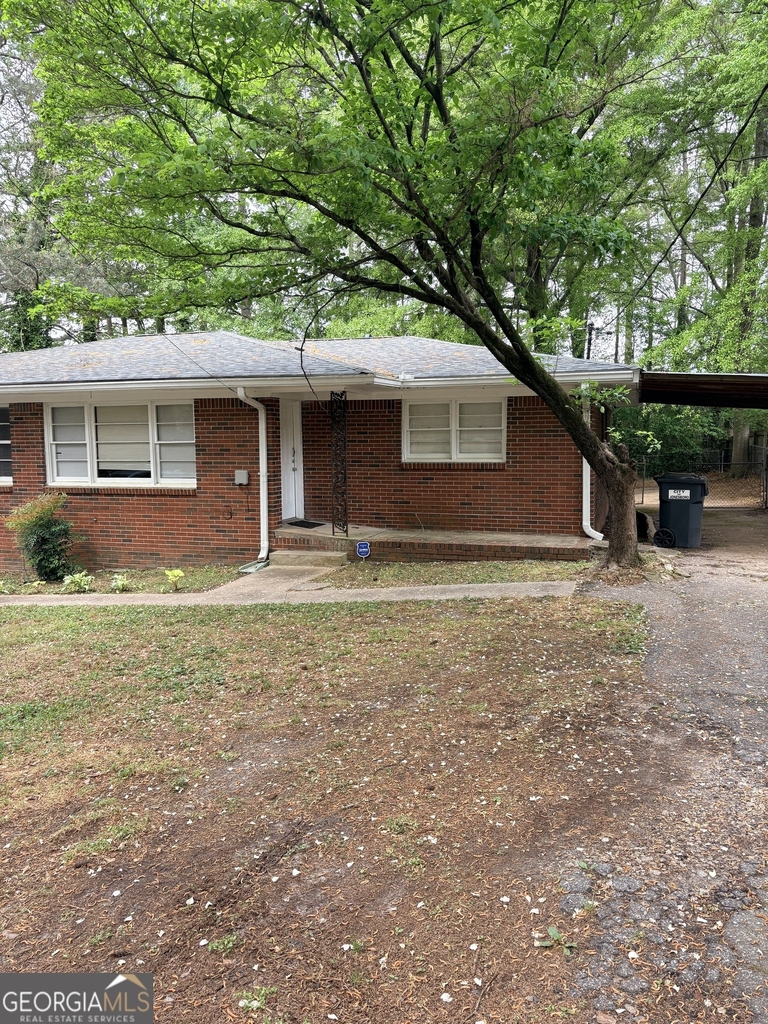 407 A Fayetteville Road - Photo 0