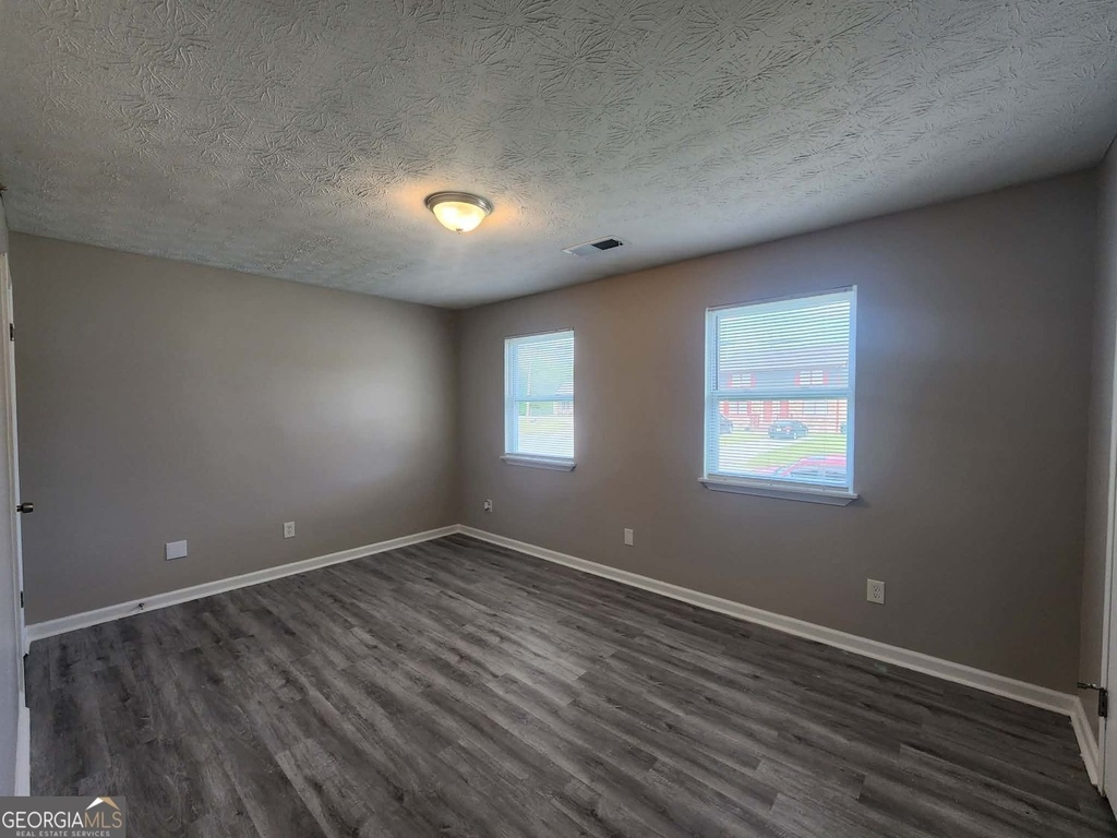 1653 Pinedale Circle Nw - Photo 6
