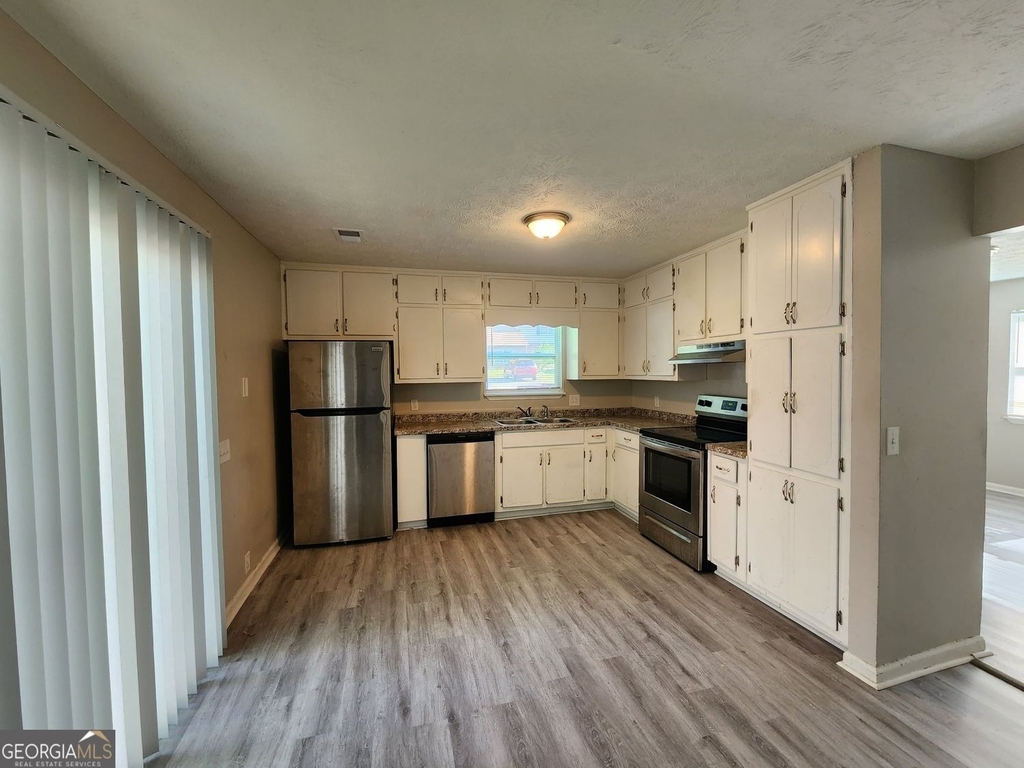 1653 Pinedale Circle Nw - Photo 3