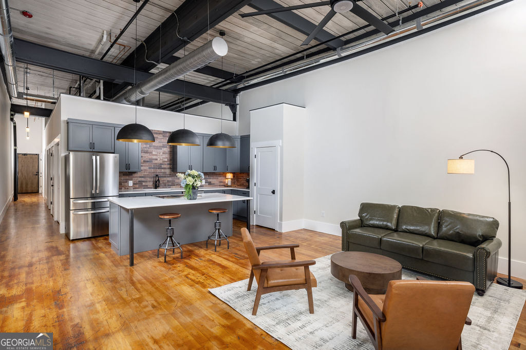 200-r Barrett Street - Photo 0