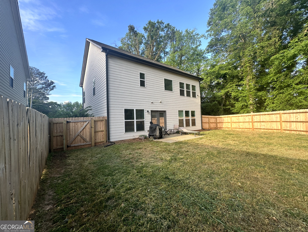 798 Gordon Street - Photo 4