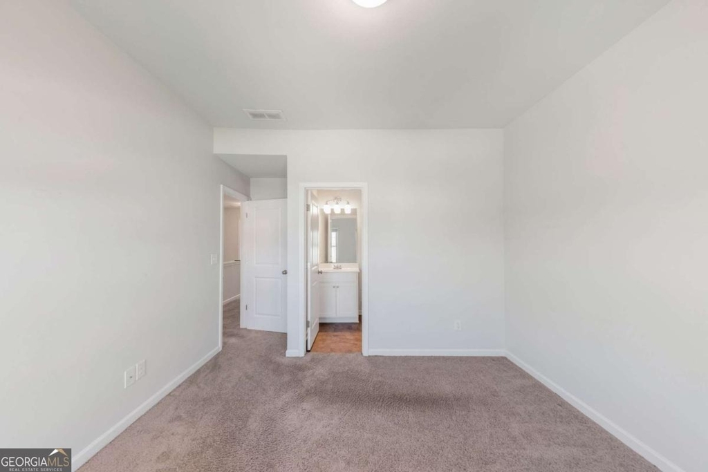 3625 Hawthorne Terrace - Photo 22