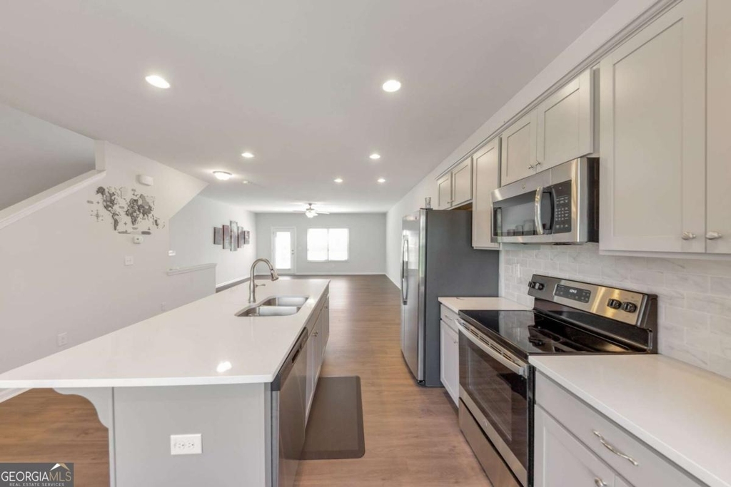 3625 Hawthorne Terrace - Photo 11
