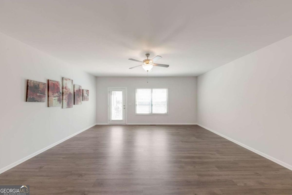 3625 Hawthorne Terrace - Photo 5