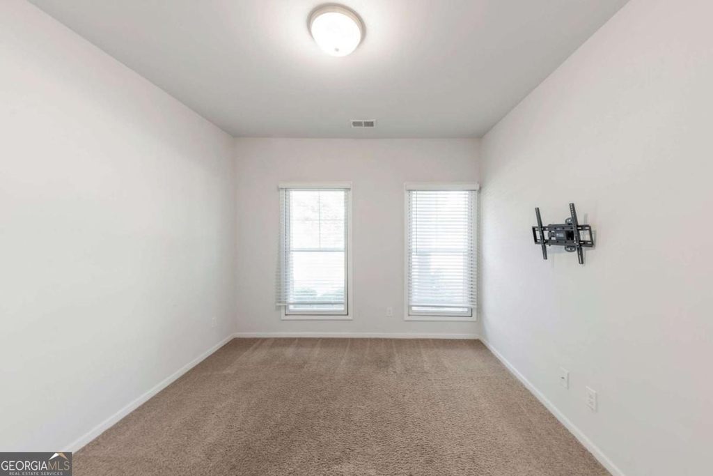 3625 Hawthorne Terrace - Photo 19