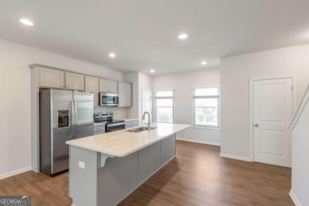 3625 Hawthorne Terrace - Photo 8