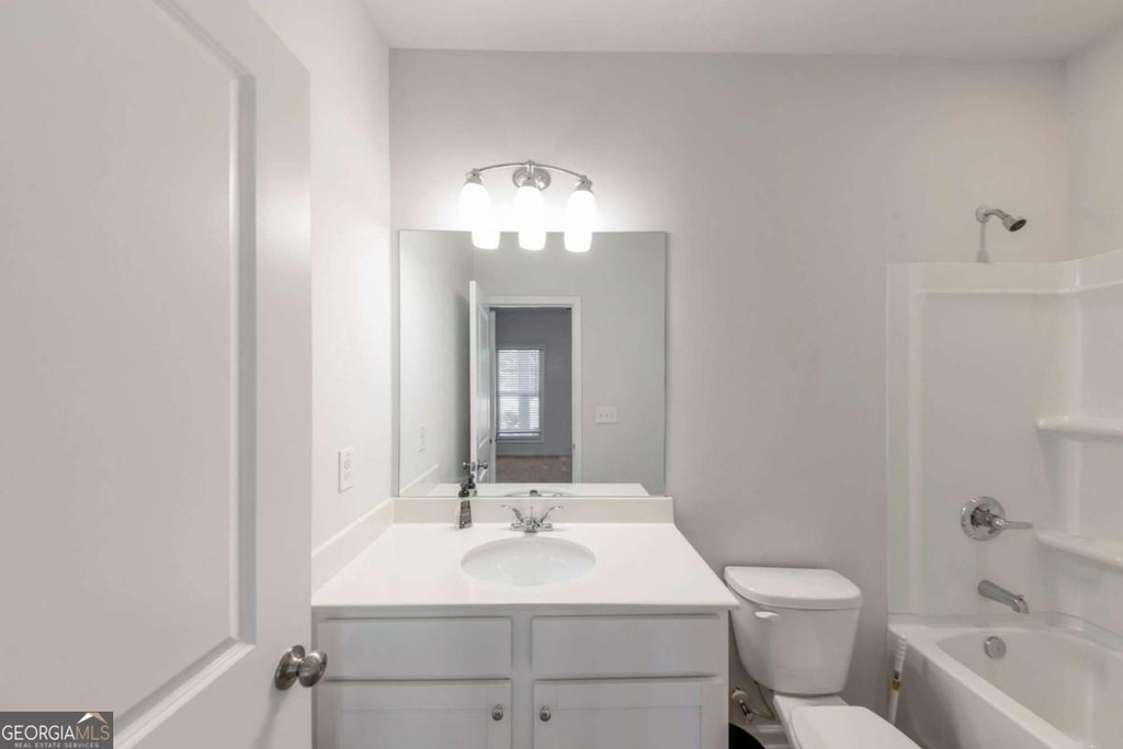 3625 Hawthorne Terrace - Photo 4