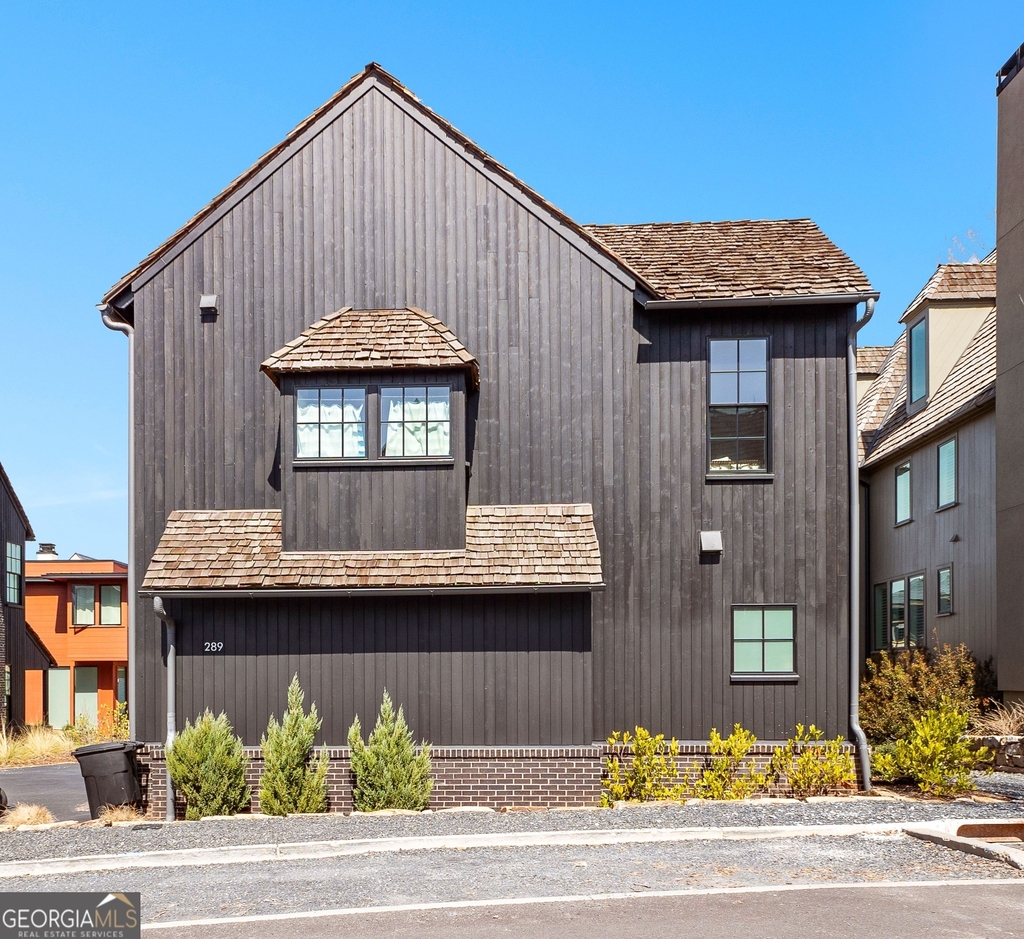 289 2nd Street - Photo 0