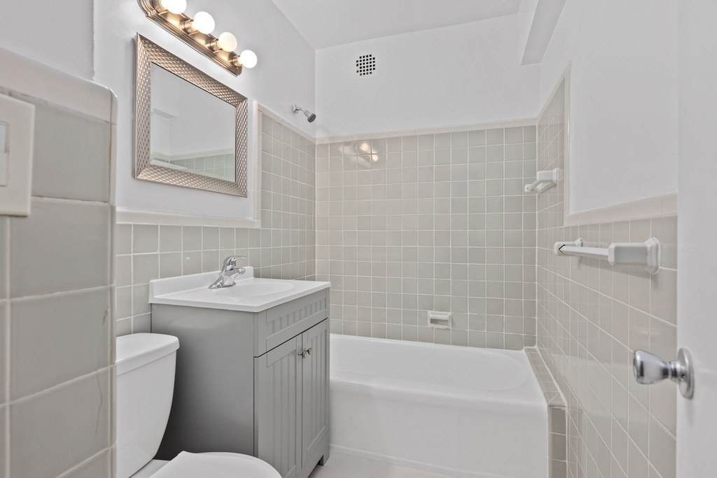 103-19 68th Rd - Photo 11