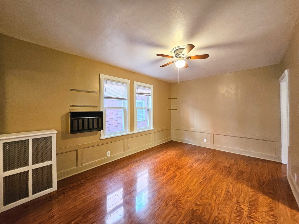 237 62nd Street - Photo 4