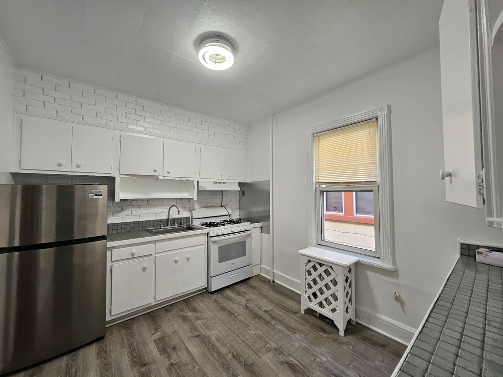 237 62nd Street - Photo 8