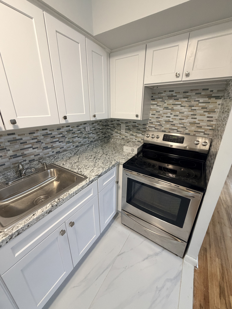 1685 Watson Avenue - Photo 12