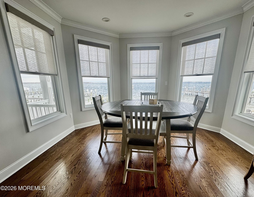 79 Pershing Boulevard - Photo 3