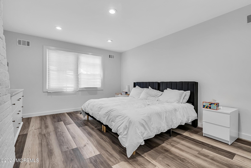 295 Jerome Avenue - Photo 17