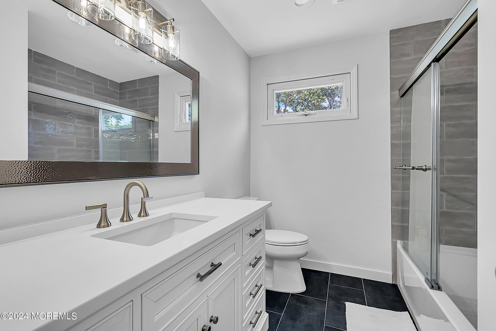 295 Jerome Avenue - Photo 12