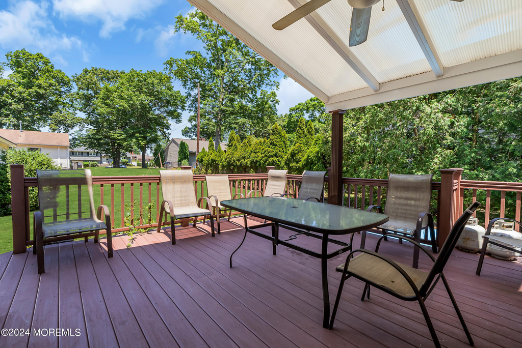295 Jerome Avenue - Photo 22