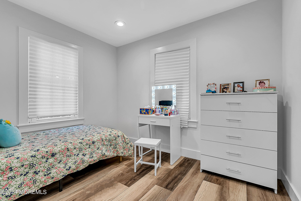 295 Jerome Avenue - Photo 15