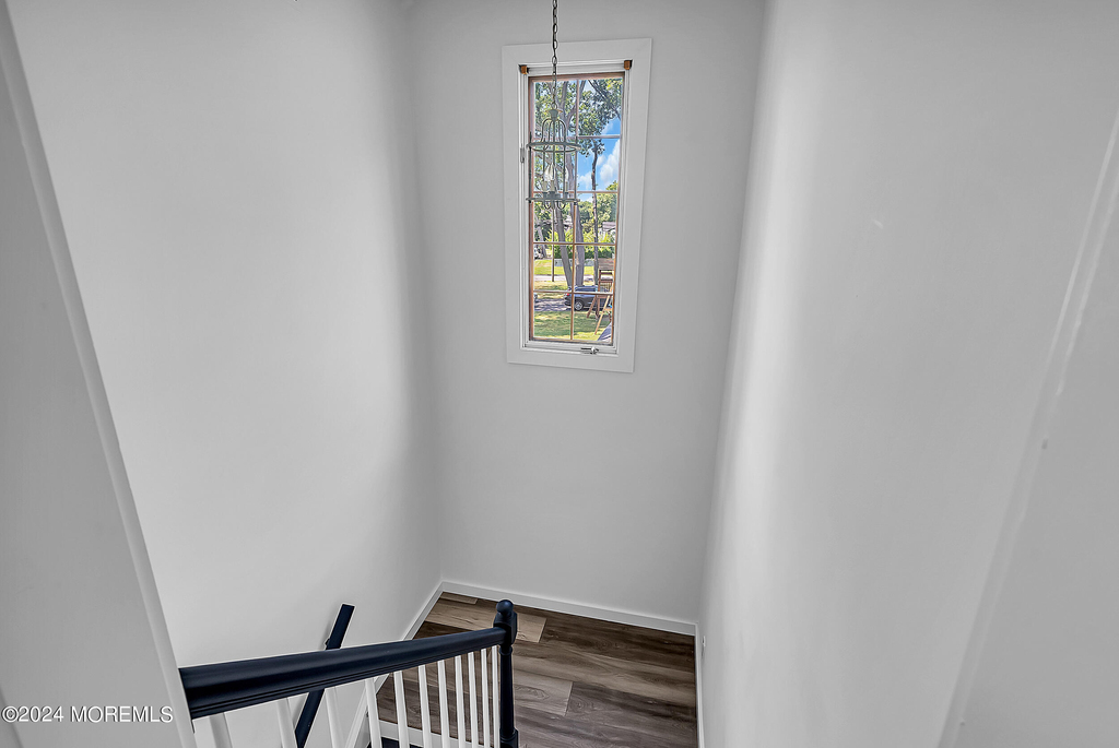 295 Jerome Avenue - Photo 16