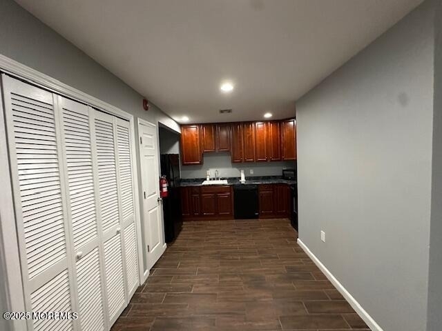 216 Ocean Gate Avenue - Photo 2