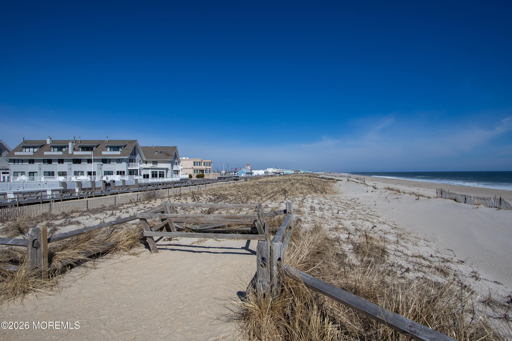 900 Ocean Avenue - Photo 46