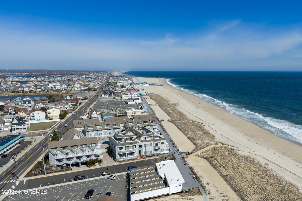 900 Ocean Avenue - Photo 47