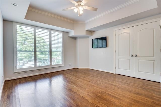 3401 Lee Parkway - Photo 7