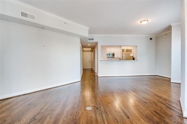 3401 Lee Parkway - Photo 6