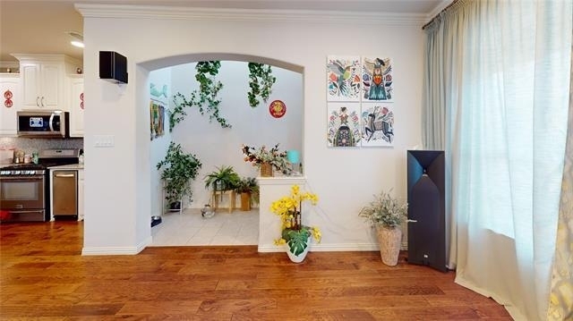 635 Matthew Place - Photo 3