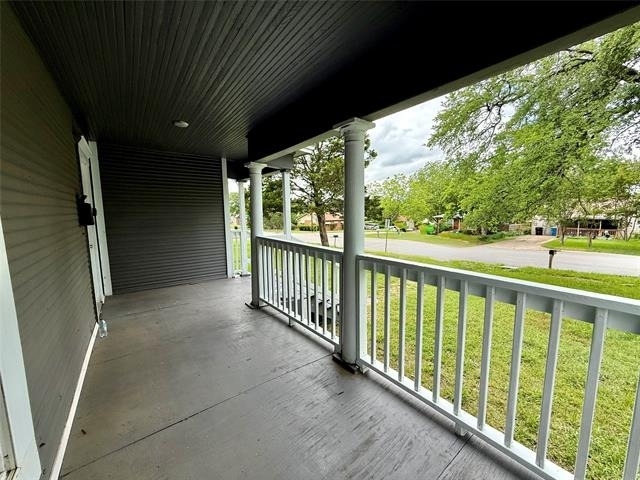 1326 W Sears Street - Photo 2