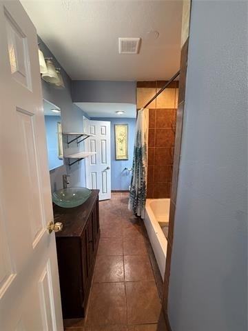 1227 W Avenue Avenue E - Photo 4