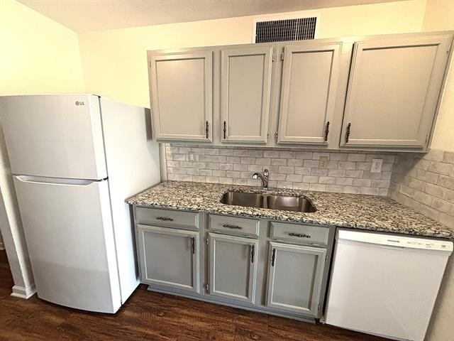 5620 Pearce Street - Photo 3