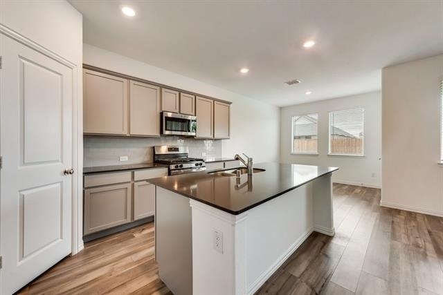 1833 Lake Grove Drive - Photo 10