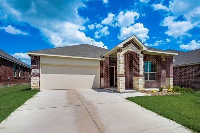 1833 Lake Grove Drive - Photo 1