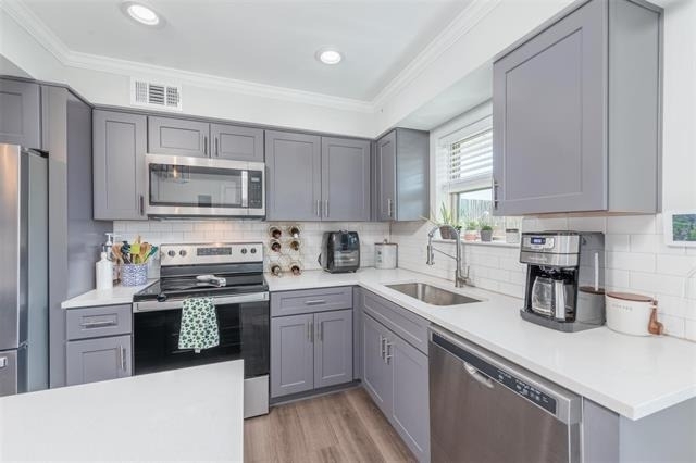 5076 Matilda Street - Photo 4