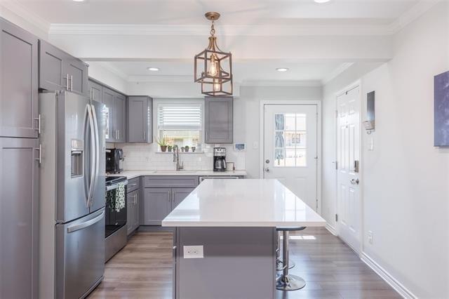 5076 Matilda Street - Photo 3
