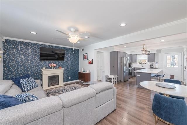 5076 Matilda Street - Photo 1