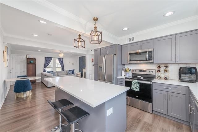 5076 Matilda Street - Photo 0